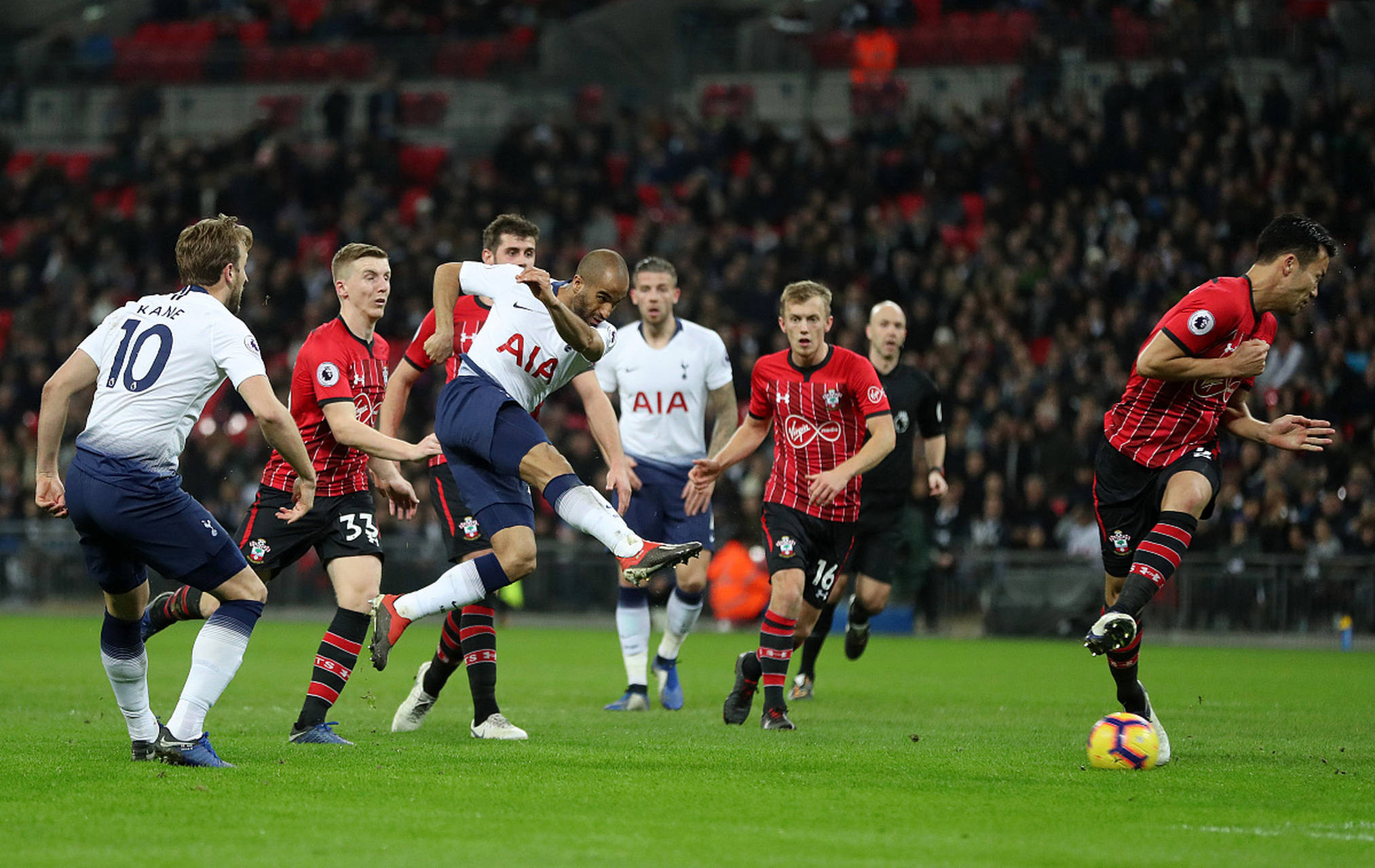 但他同時也 但他同時也