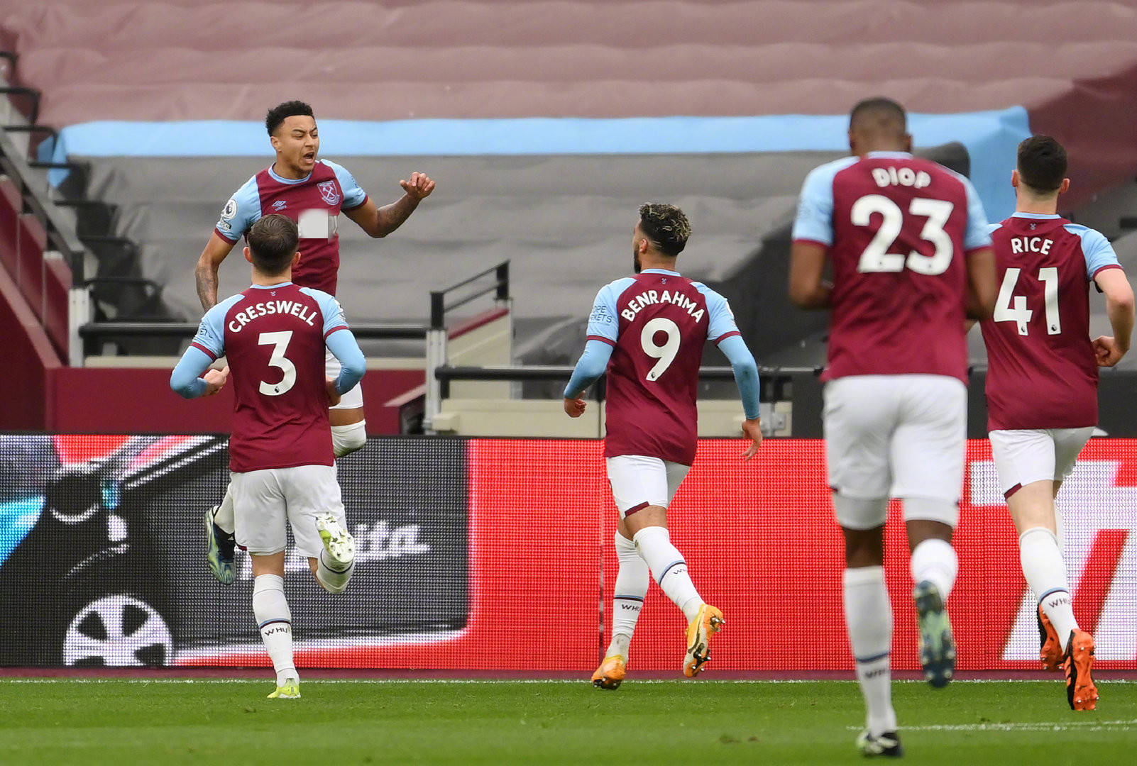 空抽射打入 空抽射打入